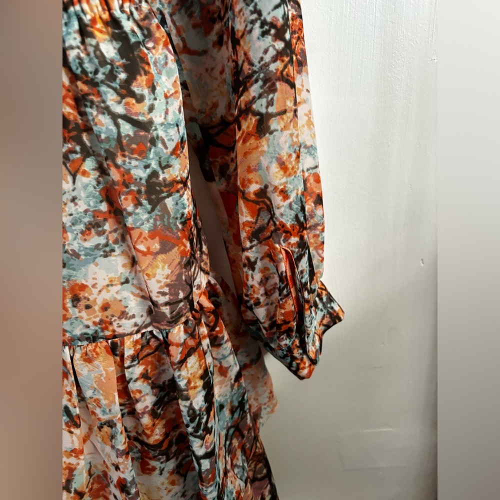 BEBE | Flowy mini dress | size medium - Picture 10 of 10